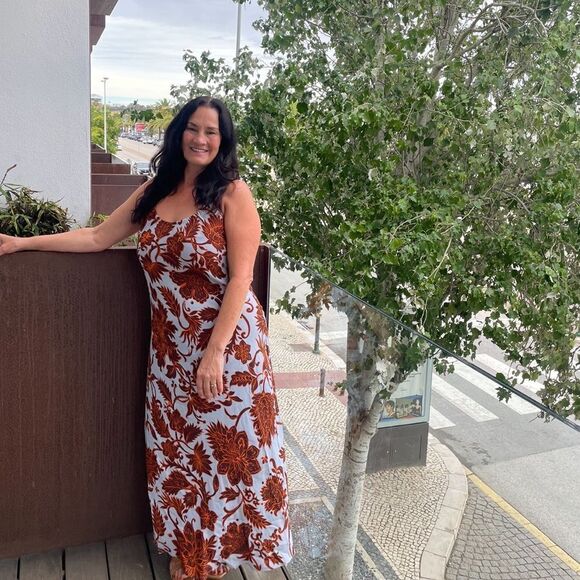 Blue and Orange printed maxi dress - Picture 2 of 6